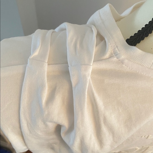 Zara unique boxy t shirt! Size medium wording on back & front - Picture 4 of 11